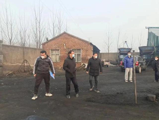 邹.jpg